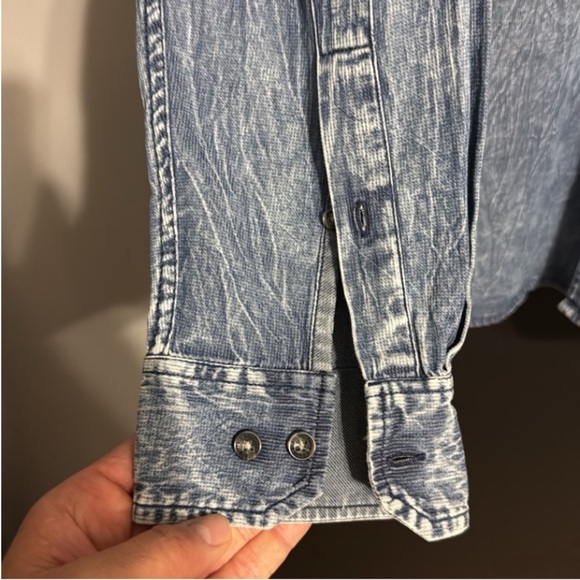 Upcycled One-of-a-Kind Dave Matthews Band Tour Shirt Size: L - Picture 6 of 7